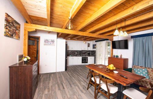 Basil & Sunrise - Photo 24