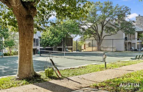 4BR 5BA Lakeway Retreat w Grill Deck and Tennis Courts by Austin Vacay - Foto 37