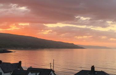 3 Bed Cottage - Sleeps 6 - Pets - Garden - Parking - Foto 13