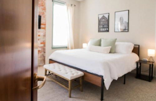 The Penthouse- Heart of OTR w/Rooftop Terrace - Foto 30