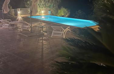 Trullo il Gelso with Private Salt Water Infinity Pool and Jacuzzi inside - Foto 48