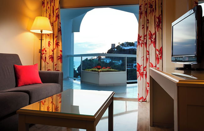 Ona Marinas de Nerja Spa Resort - Photo 12