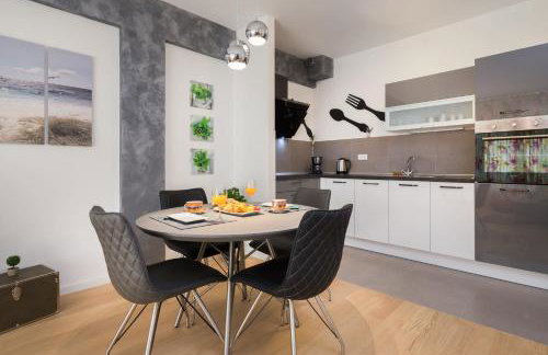 Bepo Apartment with Balcony - FREE PARKING - Photo 1