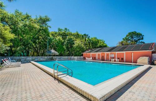 Affordable Two Bedroom Tropical Condo - Private Beach, Pools, Hot Tub - Foto 55