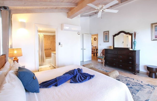 Modern 2-bed Apt Near Beach In St. Lawrence Gap 2 Bedroom Apts by Bluescape - Foto 20