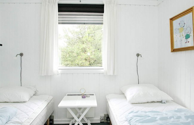 6 Person Holiday Home in Strandby - Foto 11