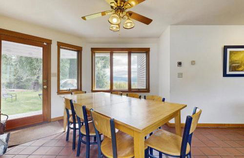 Lakeview Home with new hot tub - Sleeps 10 - Foto 8