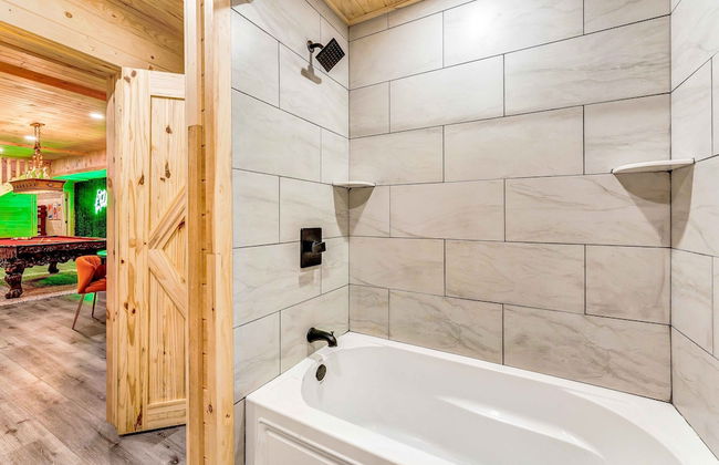 Grand Timber by Avantstay Indoor Pool Sauna Sports Court Game Room More - Foto 64