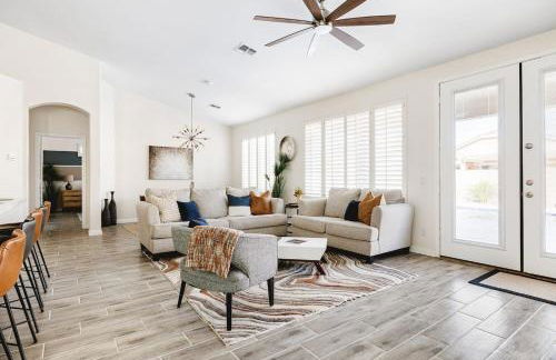 Sandcastle House Pool, Spa, Golf! - Photo 3