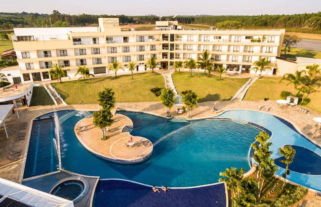 Ramada by Wyndham Furnaspark - Foto 1