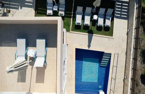 7 bedroom villa with pool, 700m from the beach! - Foto 53