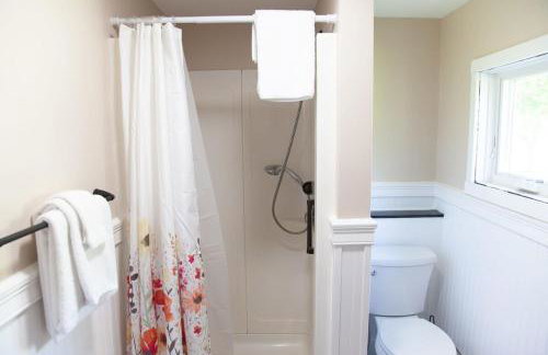 The Homestead Historic Charm & Big Backyard - Foto 11