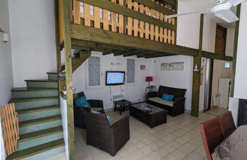 Spacious nest with terrace near the beach - Foto 10