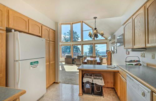 Bay City Home with Gorgeous Bay Views From Deck - Foto 13