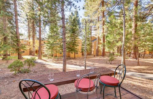 2 Mi to Diamond Peak! Corner-Unit Condo with Hot Tub - Foto 19