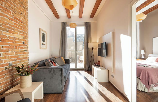 Aspasios Market Balconies - Photo 24