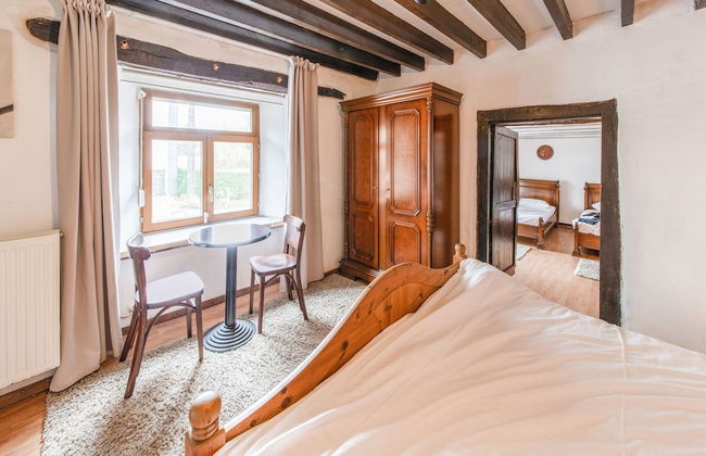 Characteristic Holiday Home in Cherain With Balcony - Foto 33