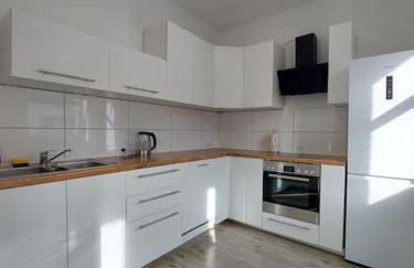 Schöne helle 50qm Suite mit großer Küche - Foto 18