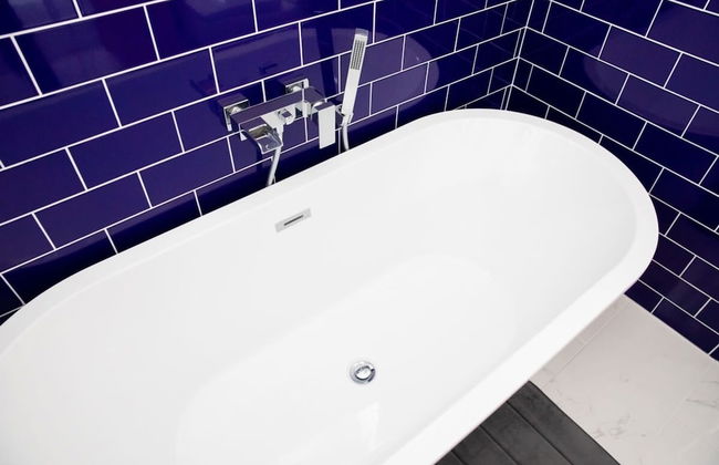 Seaside Serenity 3-bed Deck Garden Near Shore - Photo 46