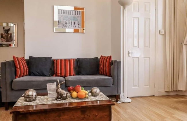 1 Bed Studio Sleeps 4 - Seaside, Dog Friendly - Photo 13