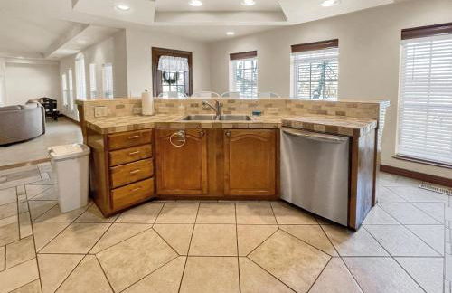 Lake View Twin Homes, Spacious Decks & Kitchens - Foto 20