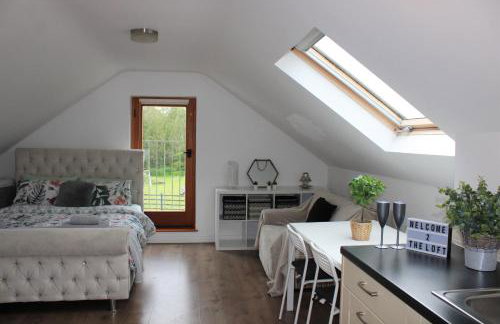 The Loft at Rock Cottage with hot tub - Foto 18