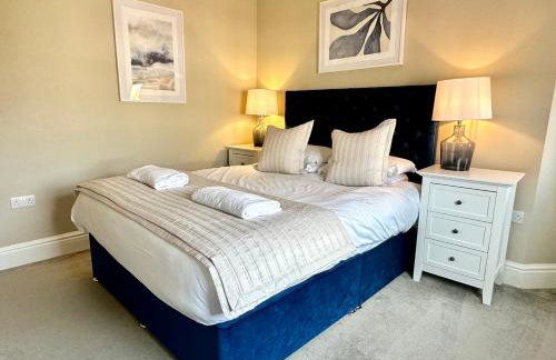 Montrose House - Photo 13