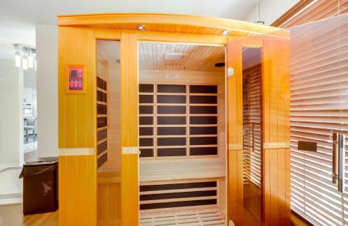 Backyard Oasis with Private Pool Jacksonville Gem - Foto 22