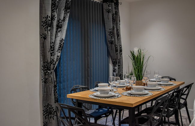 BV Comfy Spacious 3 Bedroom House At Tatton Street Manchester - Foto 37