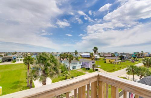 Rooftop Deck and Views! Pet-Friendly Galveston Home - Foto 25