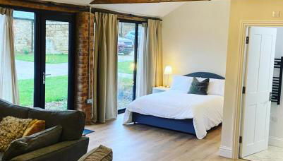 Tilly’s stable - Photo 1