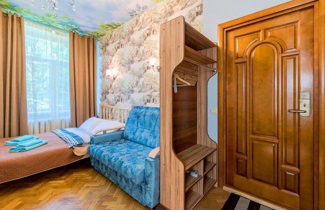 Hotel Azure - Photo 10