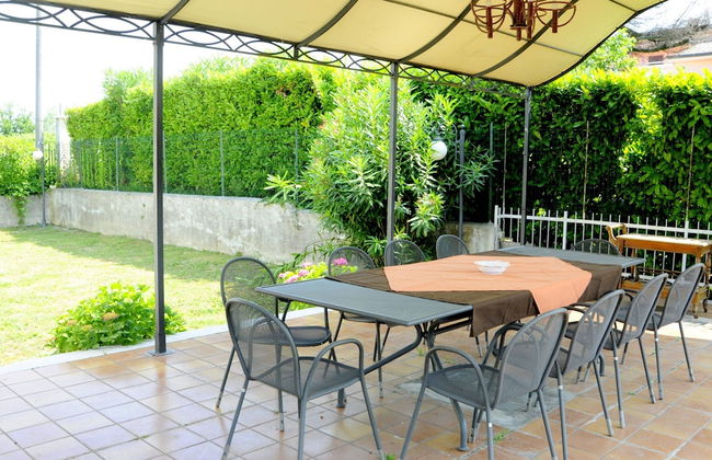 Near the Harbour and Sandbeach of Pacengo di Lazise - Foto 22