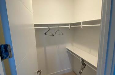 Entire Home Close to BOA Stadium & City - Foto 15