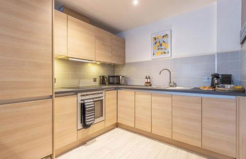 Charming Grand Central City & Bullring location 2 bedroom Apartment With Free Parking - Foto 6