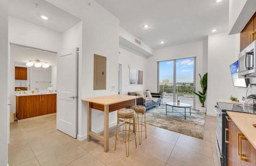 Modern Unit in Downtown Miami With Free Parking - Photo 2