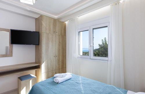 Family Villa Basilicata Gloria with Private Heated Pool, BBQ & Kid's Play Area - Foto 45