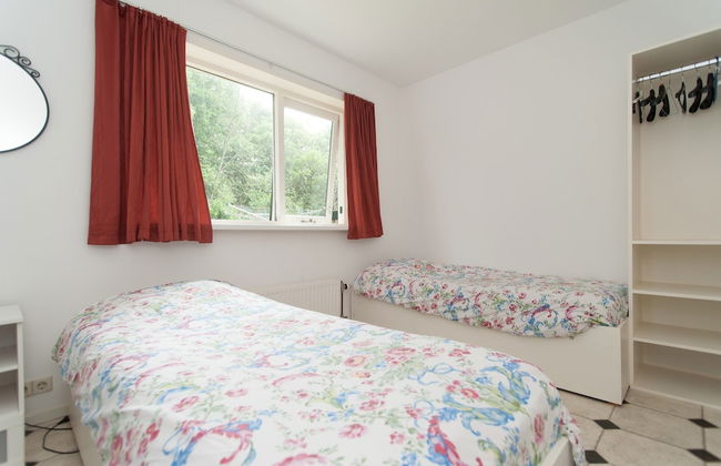 Apartment in a Quiet, Rural Area, not far From the Centre - Photo 4