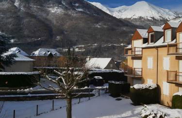 Appartement 2 personnes, superbe vue montagne, exposé sud, Résidence très calme, parking - Foto 16