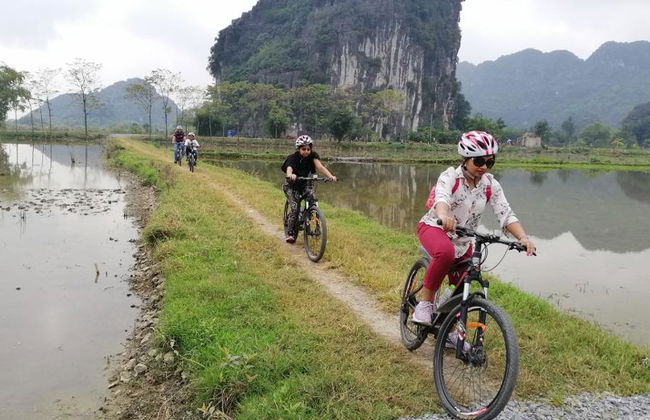 Hoa Lu e Tam Coc - Gita di un giorno per piccoli gruppi - Foto 6