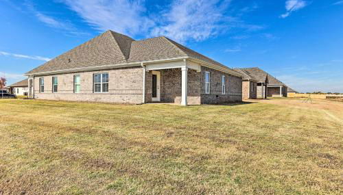 Spacious Hazel Green Home with Fireplace, Yard! - Foto 3