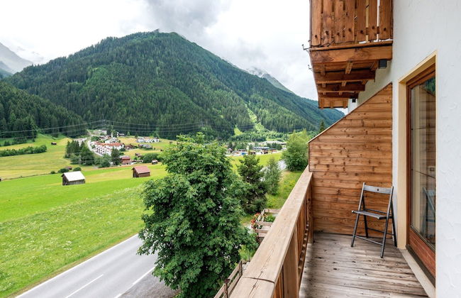 Beautiful Holiday Home Near St Anton Am Arlberg With Sauna - Foto 36