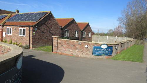 The Stables At Eastmoor Farm Large Luxury 2 Bed Cottage with Big Family Bedroom Dog Friendly Secure Gardens and Free Parking Free WiFi - Foto 3