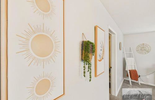 Main St New with AC Monthly stays Charming Cottage KING BED - Foto 5