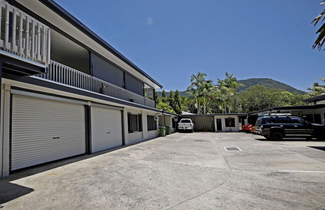 Tropical Unit with Private Fenced Garden Close to The Beach 5 - Foto 24