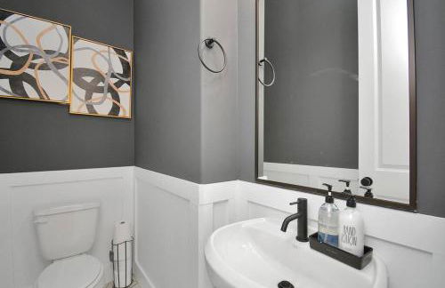 Blissful Getaway Home with Hot Tub & Backyard Near Downtown - Photo 55