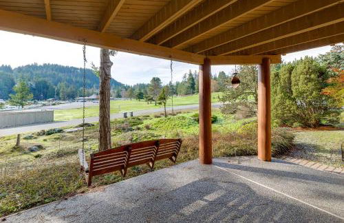 Serene La Conner Retreat with Fireplace and Deck! - Foto 28