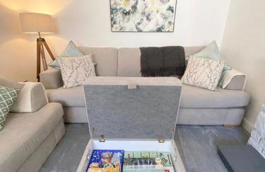 Modern 4-bed Cottage Llanwrst Town Centre & Parking - Snowdonia! near Betws-y-Coed - Photo 29