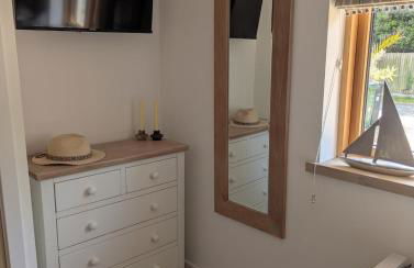 Saltwater Lodge - Air Conditioned 75yrd to the sea - Photo 23