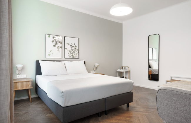 Limehome Prague Halkova - Foto 7